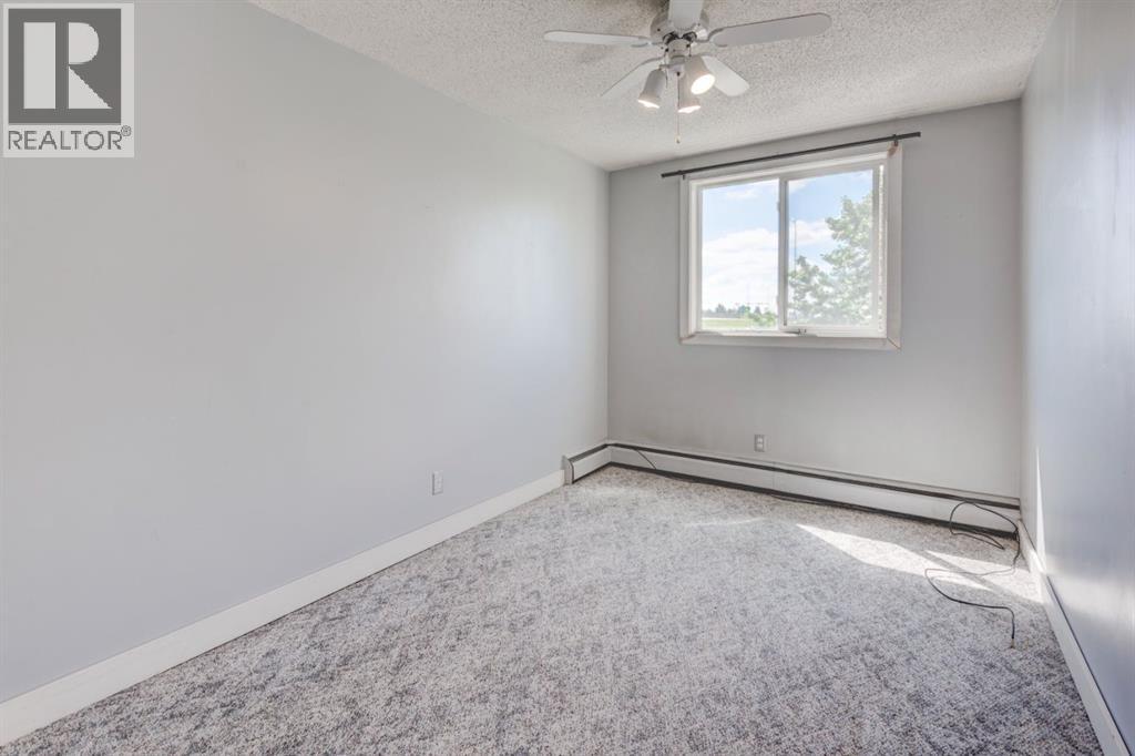 #21B 80 Galbraith Drive SW - 18