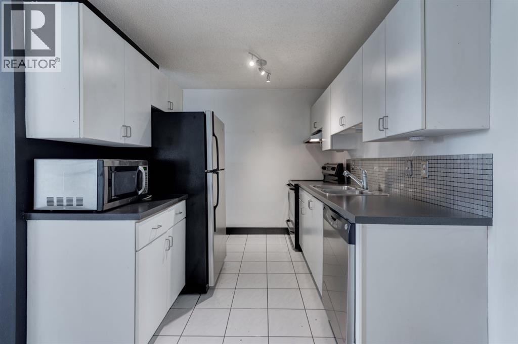 #21B 80 Galbraith Drive SW - 12