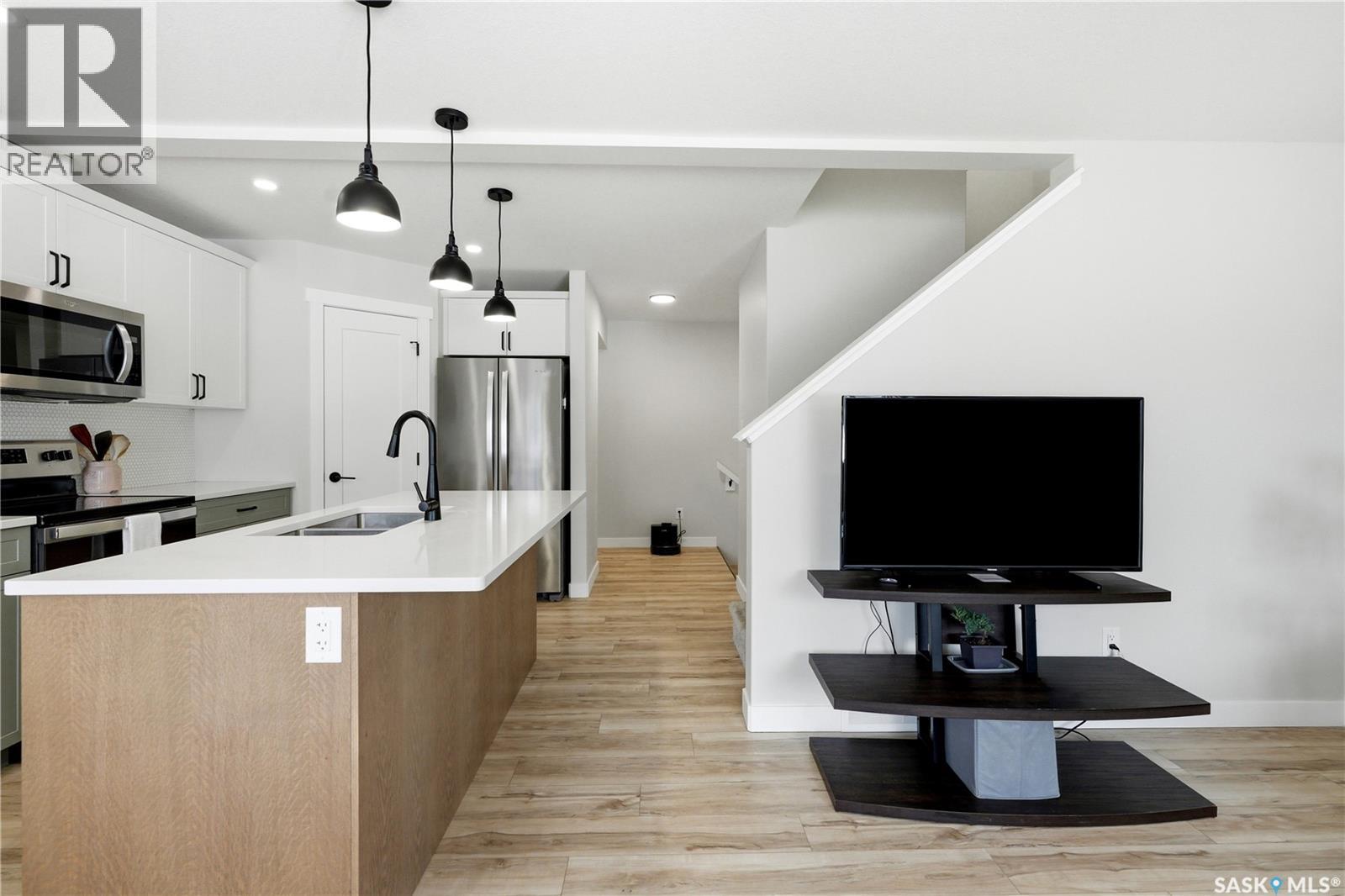 440 Myles Heidt MANOR — photo 14