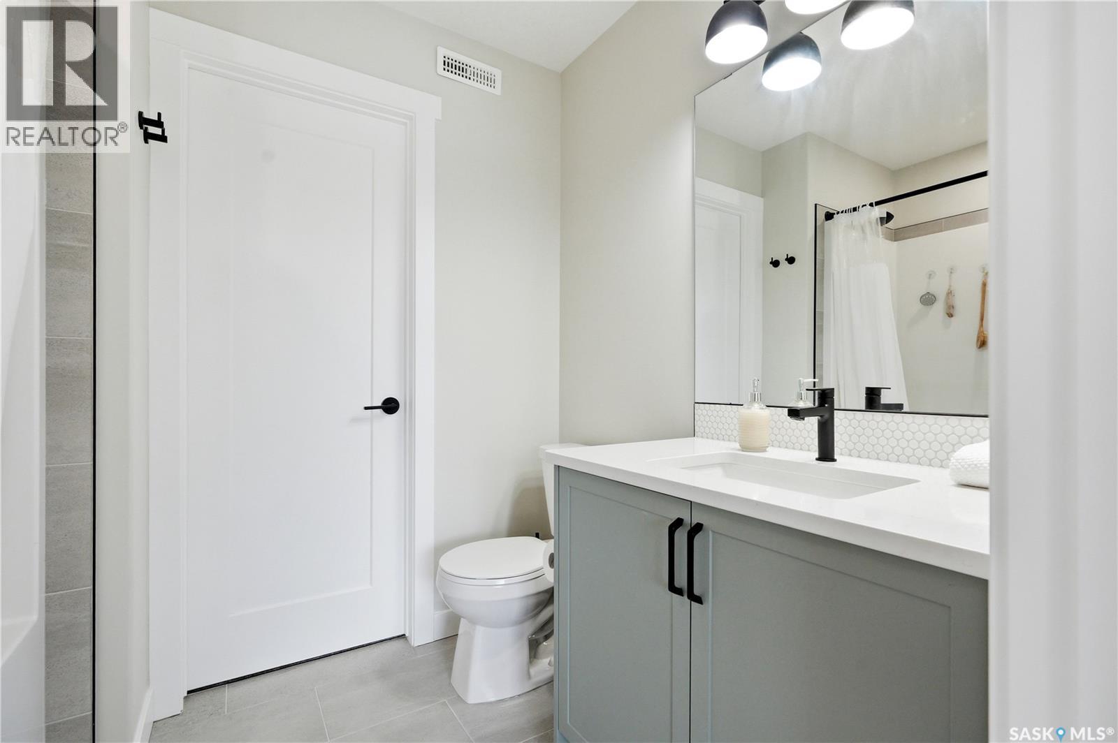 440 Myles Heidt MANOR — photo 28