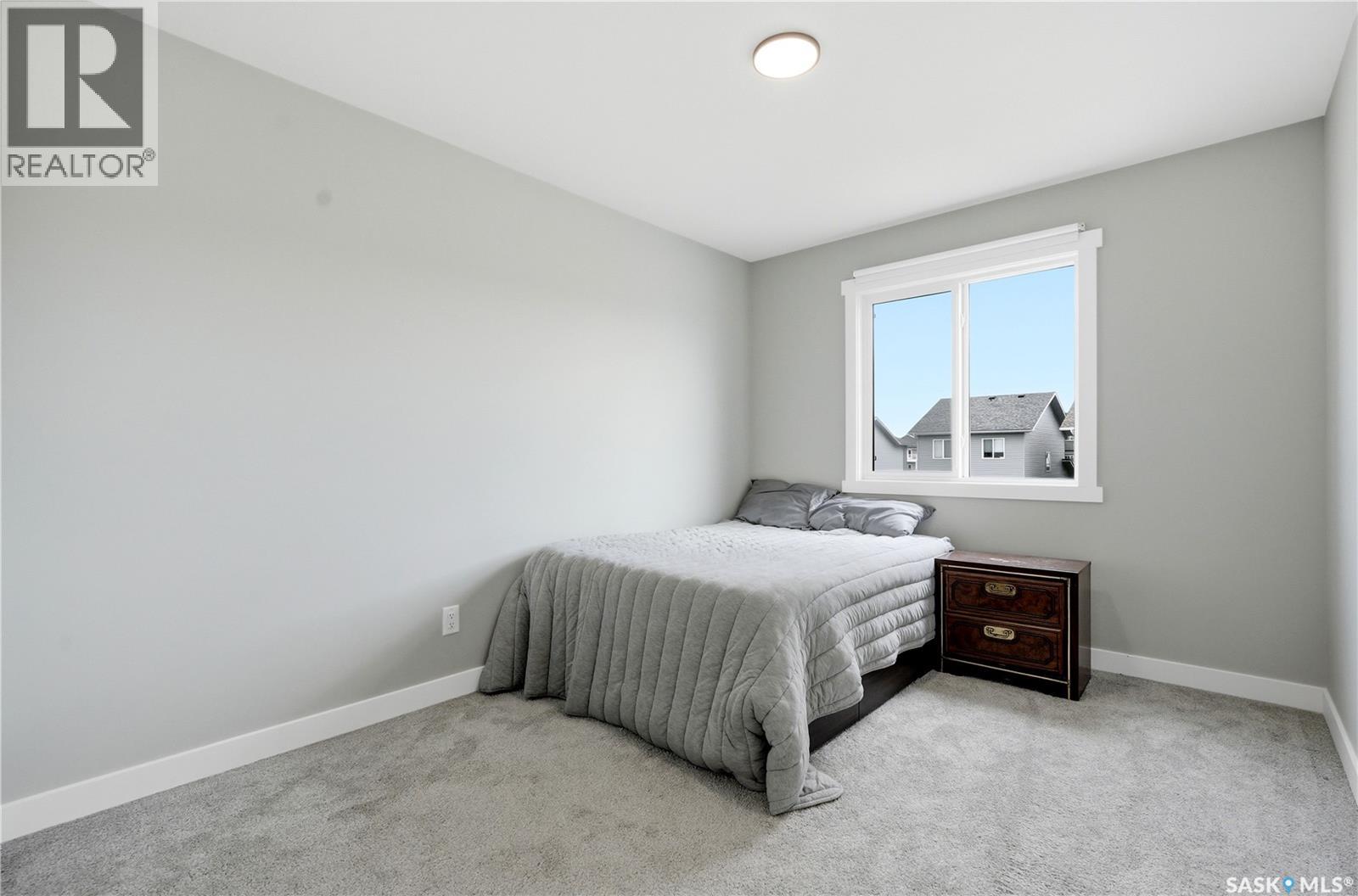440 Myles Heidt MANOR — photo 35