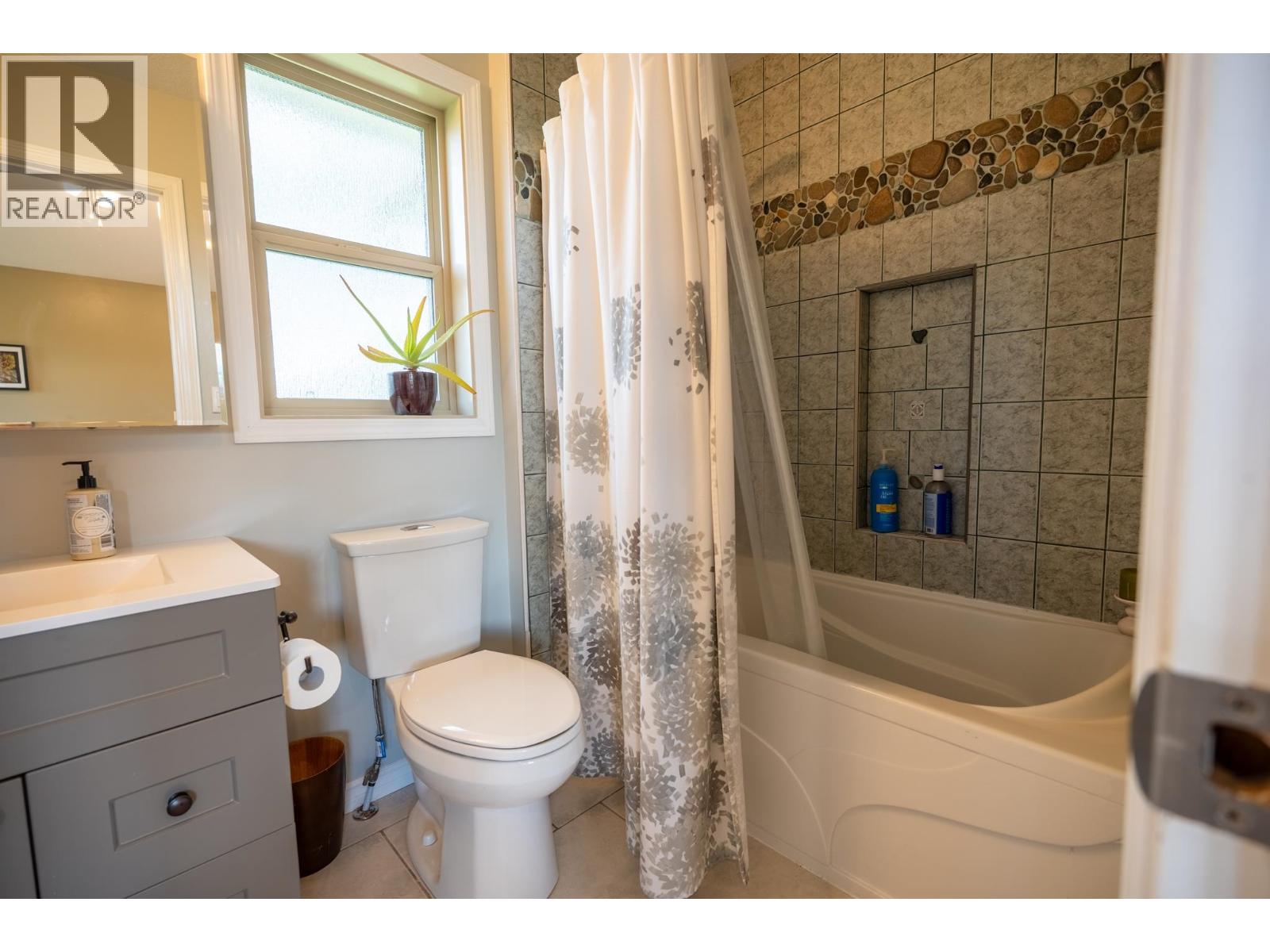 10940 SALMON VALLEY ROAD - 17