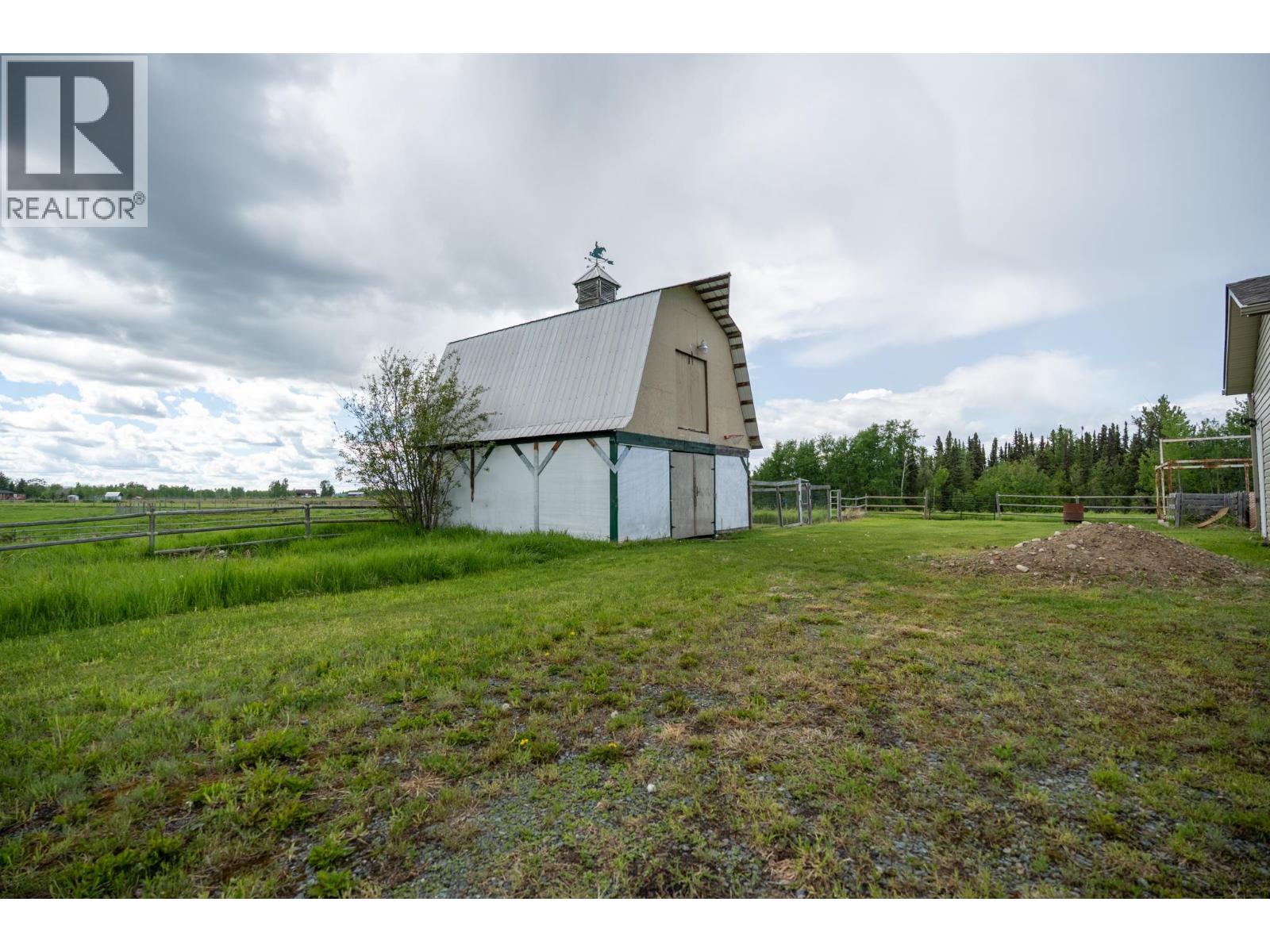 10940 SALMON VALLEY ROAD - 34