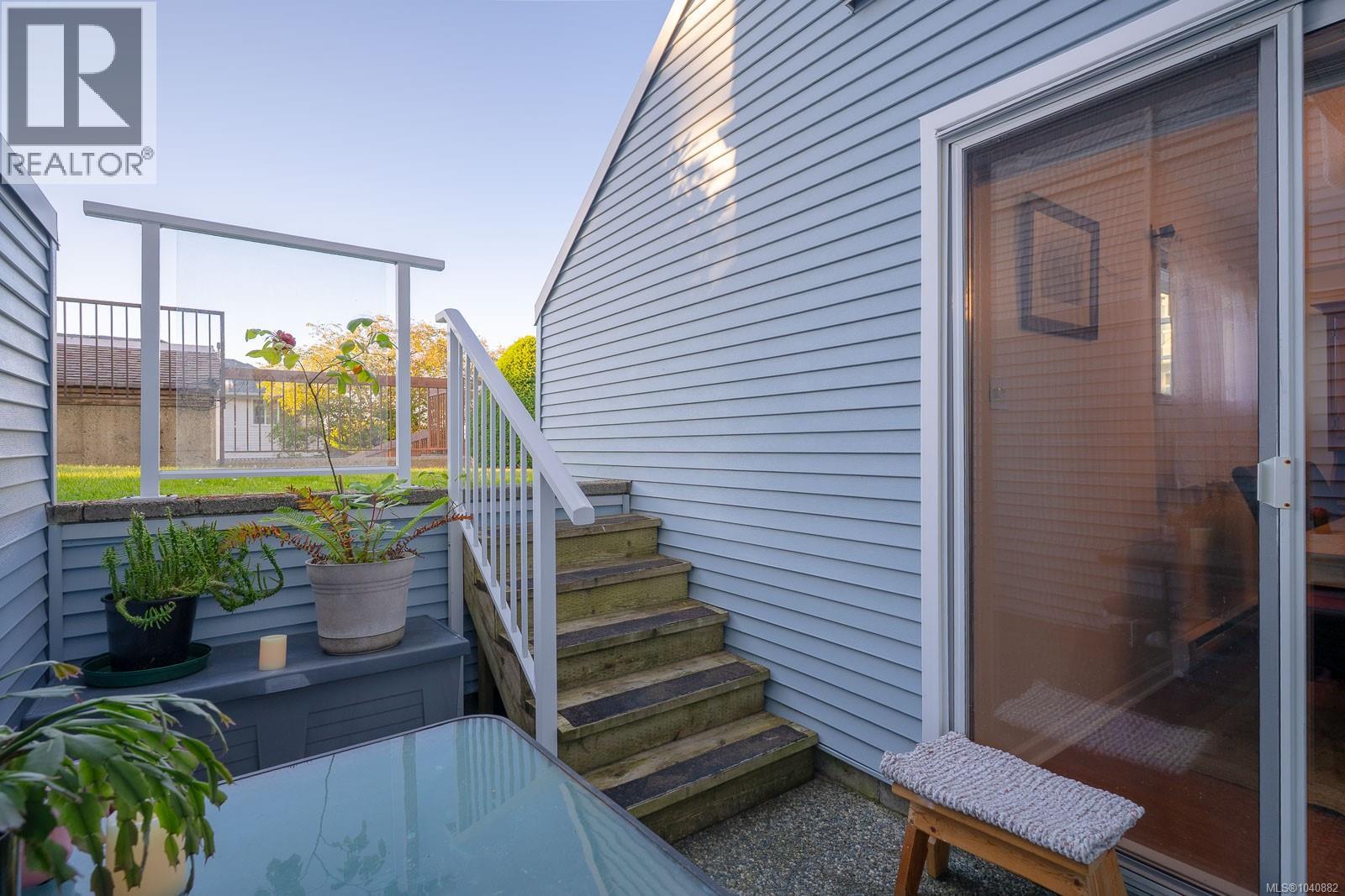 106B 6231 Blueback Rd, Nanaimo — photo 3