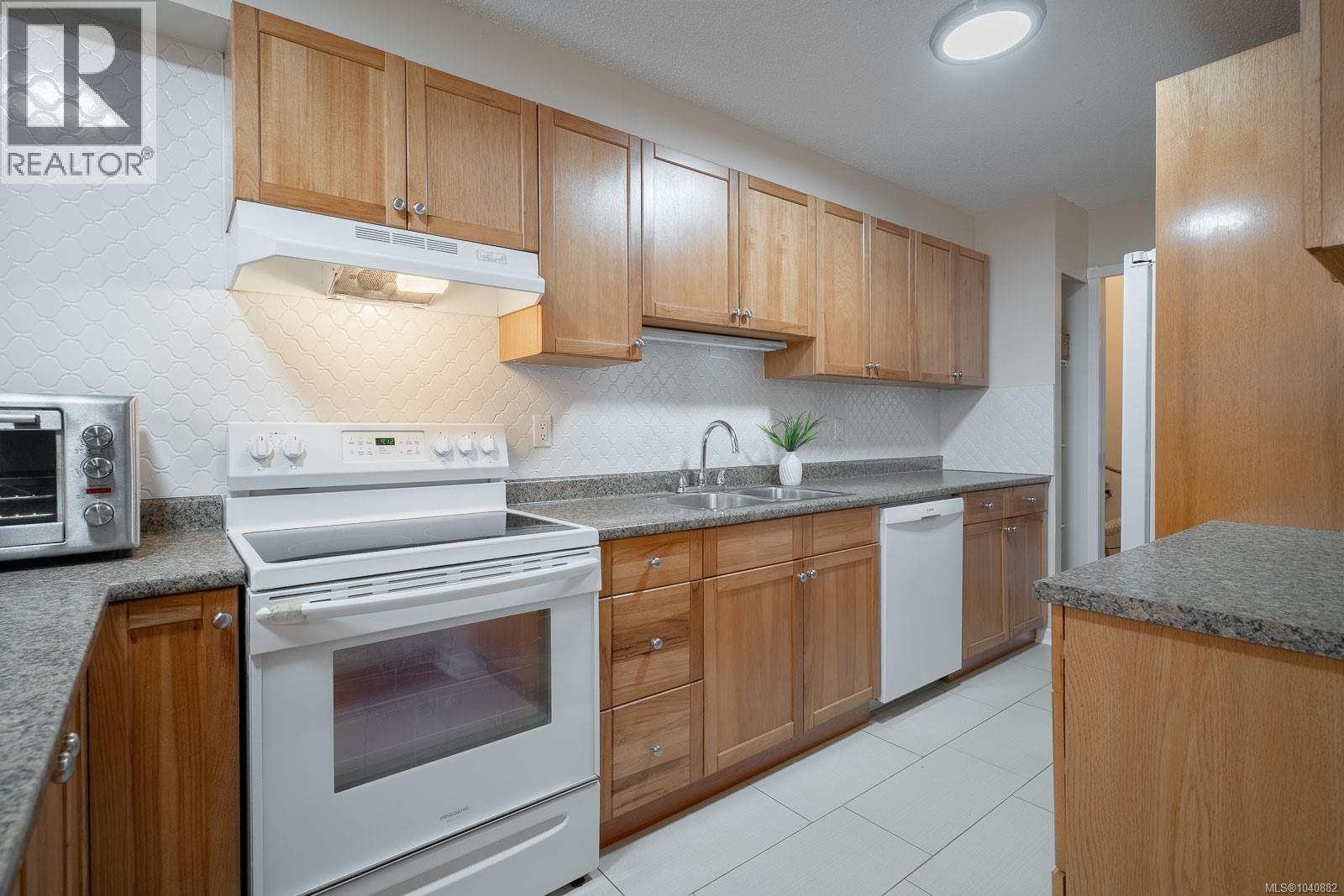 #106B 6231 Blueback Rd - 8