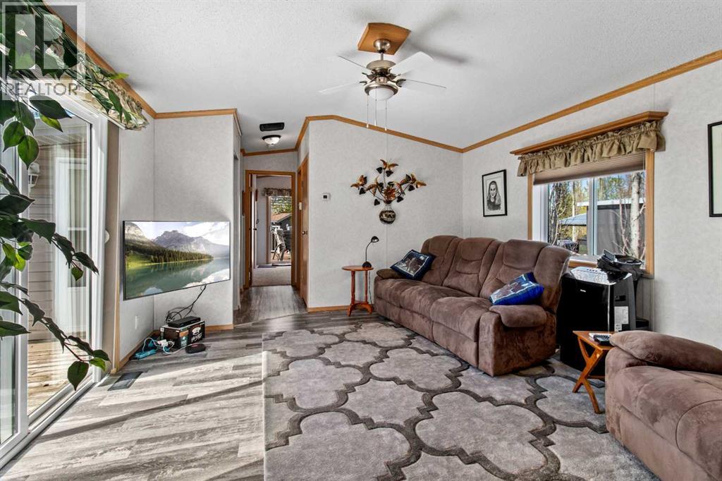 46A, 10046 township road 422 - 8