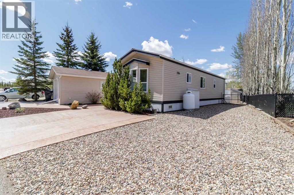 46A, 10046 township road 422 - 27