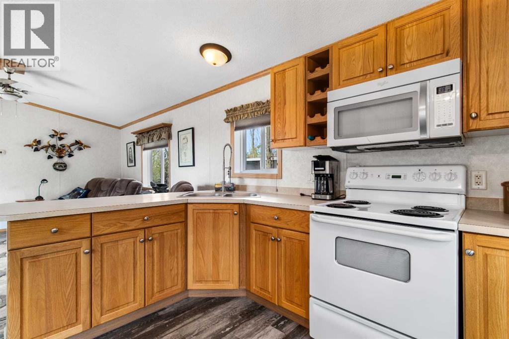 46A, 10046 township road 422 - 5