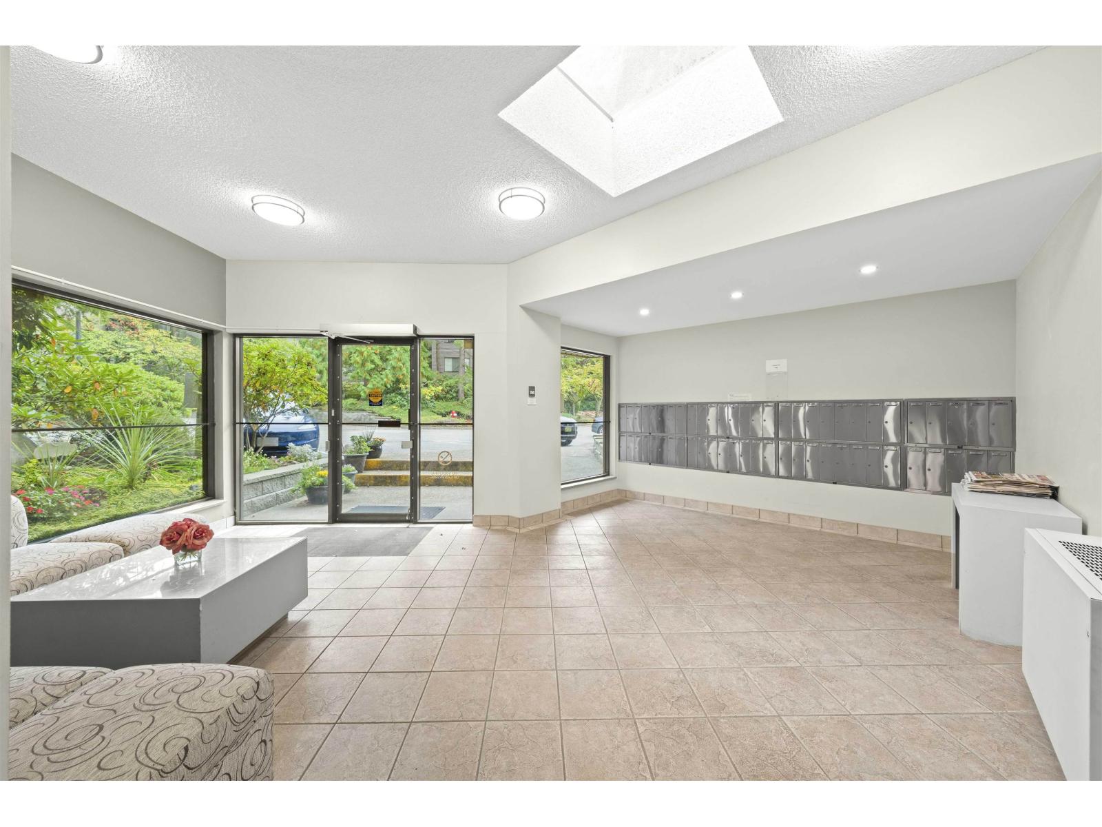 Thumbnail 25