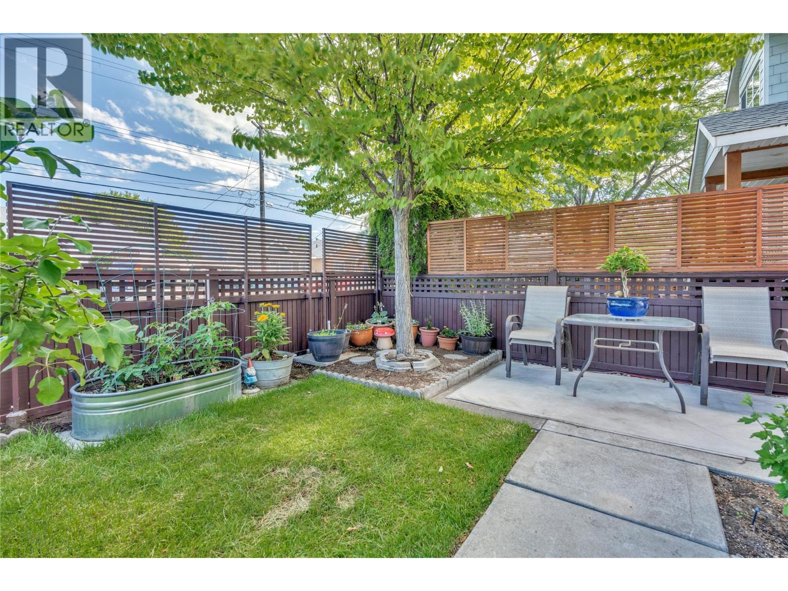 #101 512 Westminster Avenue W - 19