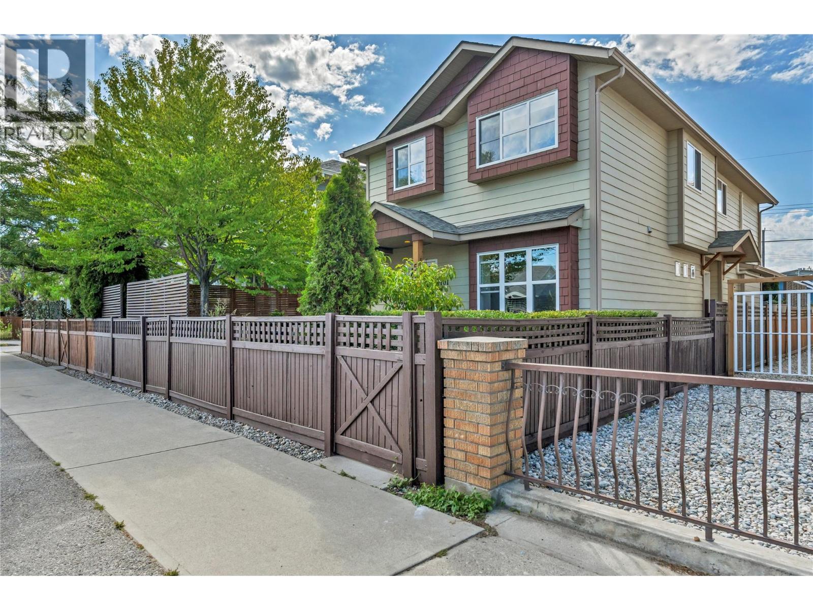 #101 512 Westminster Avenue W - 20