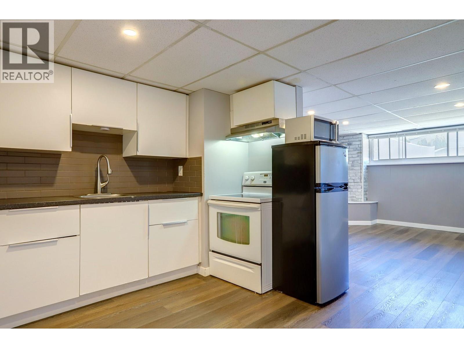 4109 24 Avenue - 28