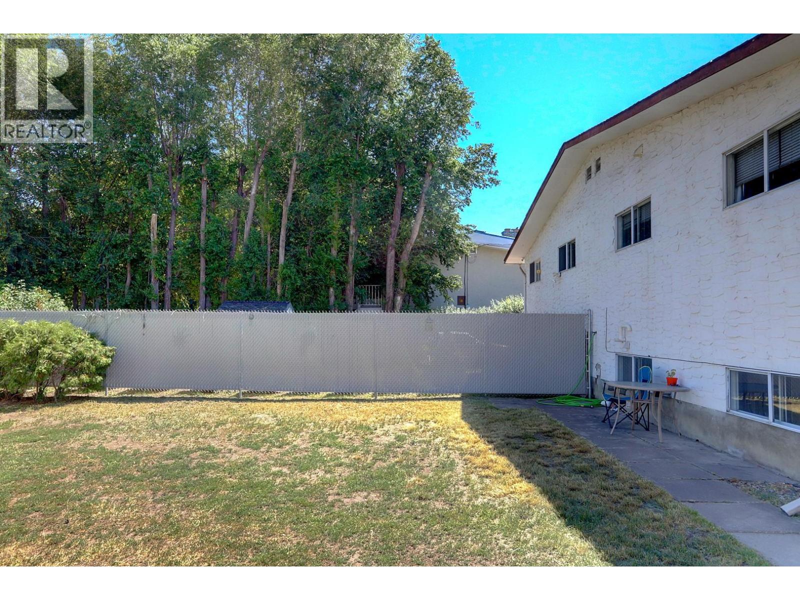 4109 24 Avenue - 46
