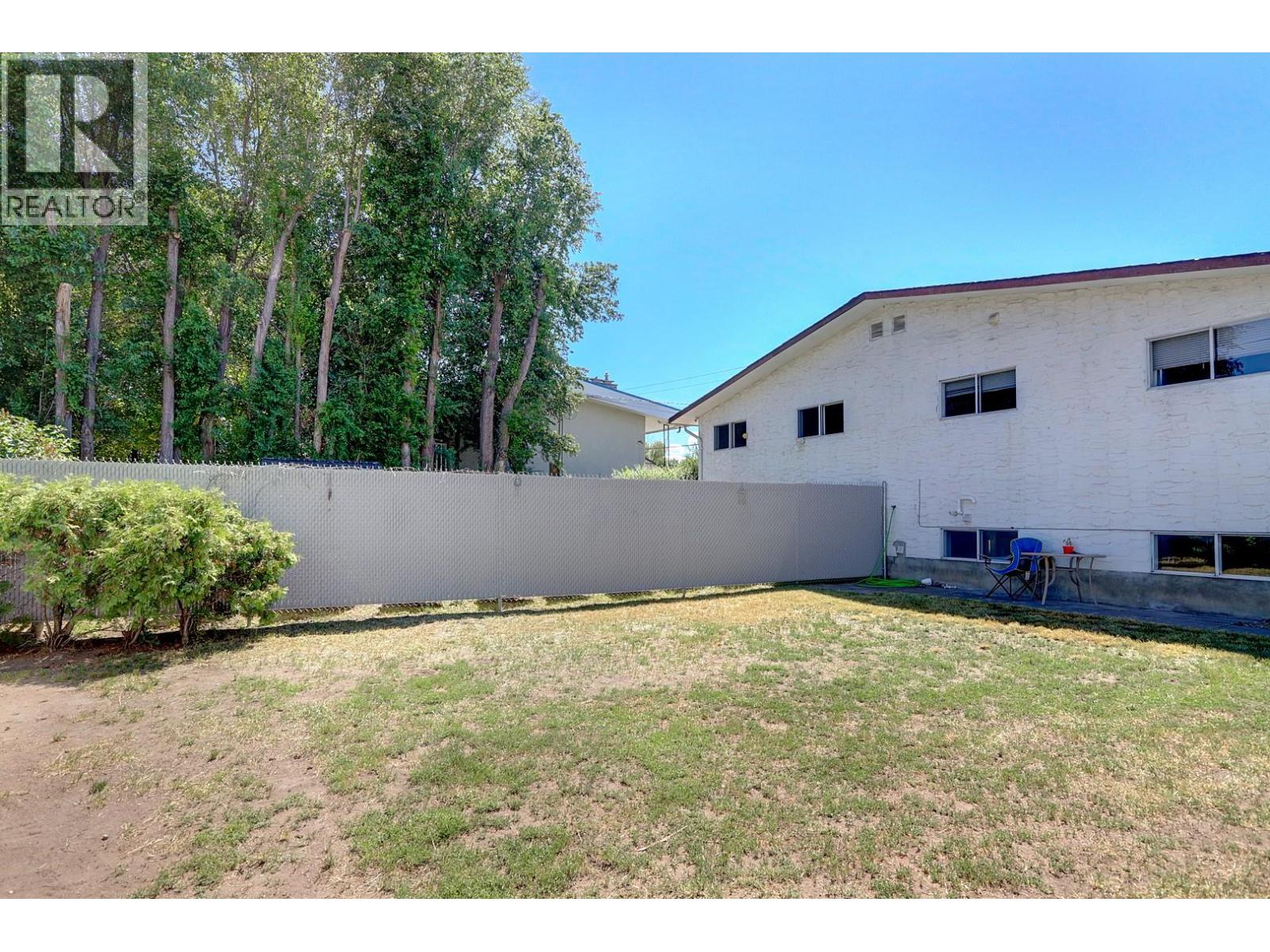 4109 24 Avenue - 48
