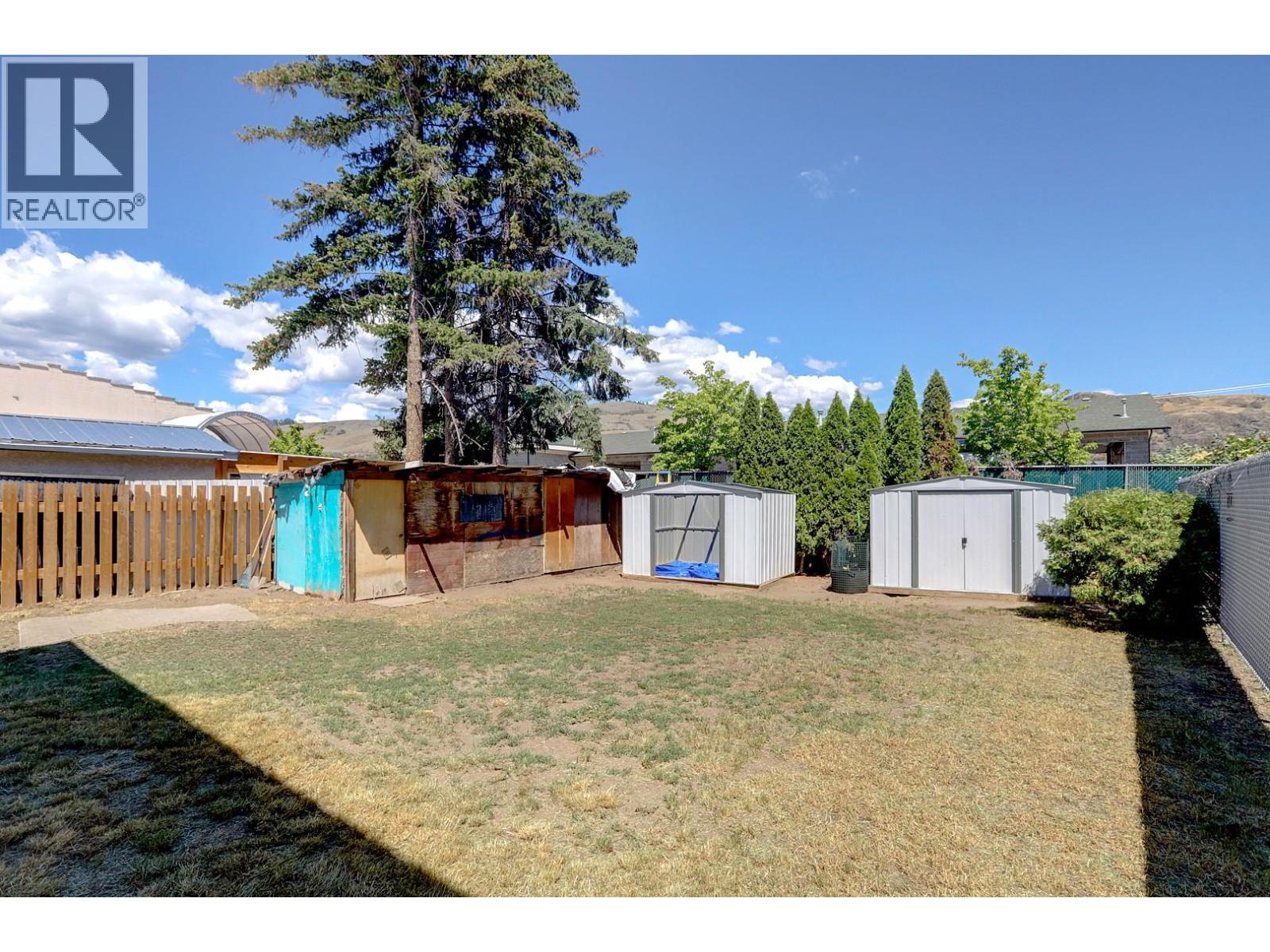 4109 24 Avenue - 51