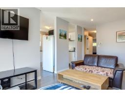 Living room - 4109 24 Avenue, Vernon, BC V1T1M1 Photo 6