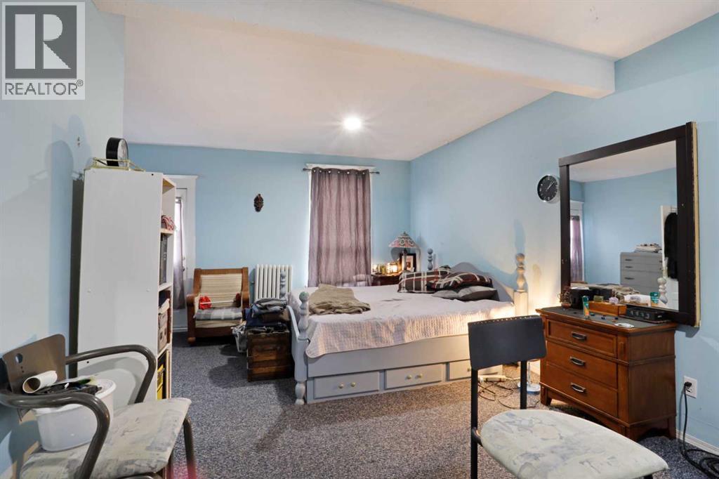 221 Centre Street - Photo 33