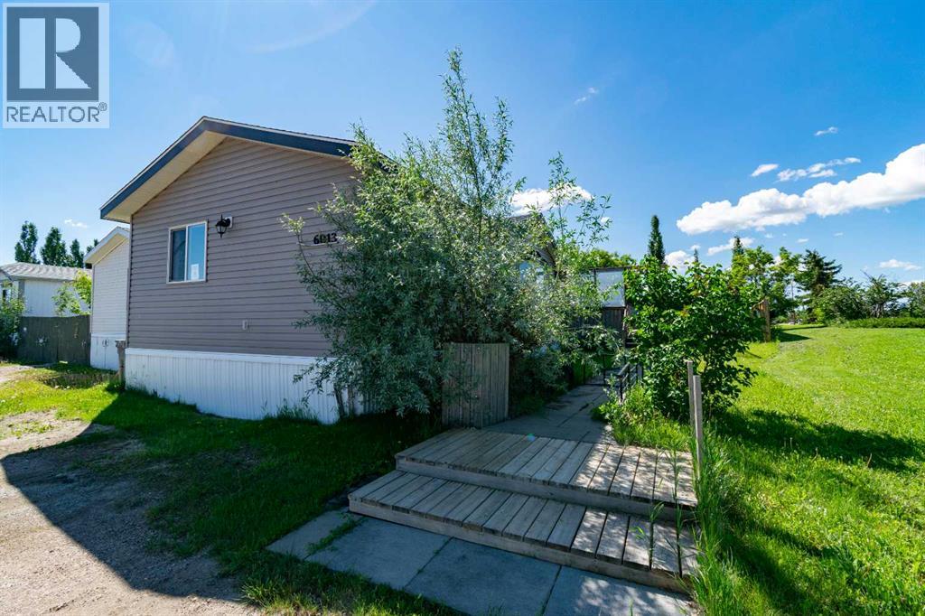 6013 54 Ave Close - 6
