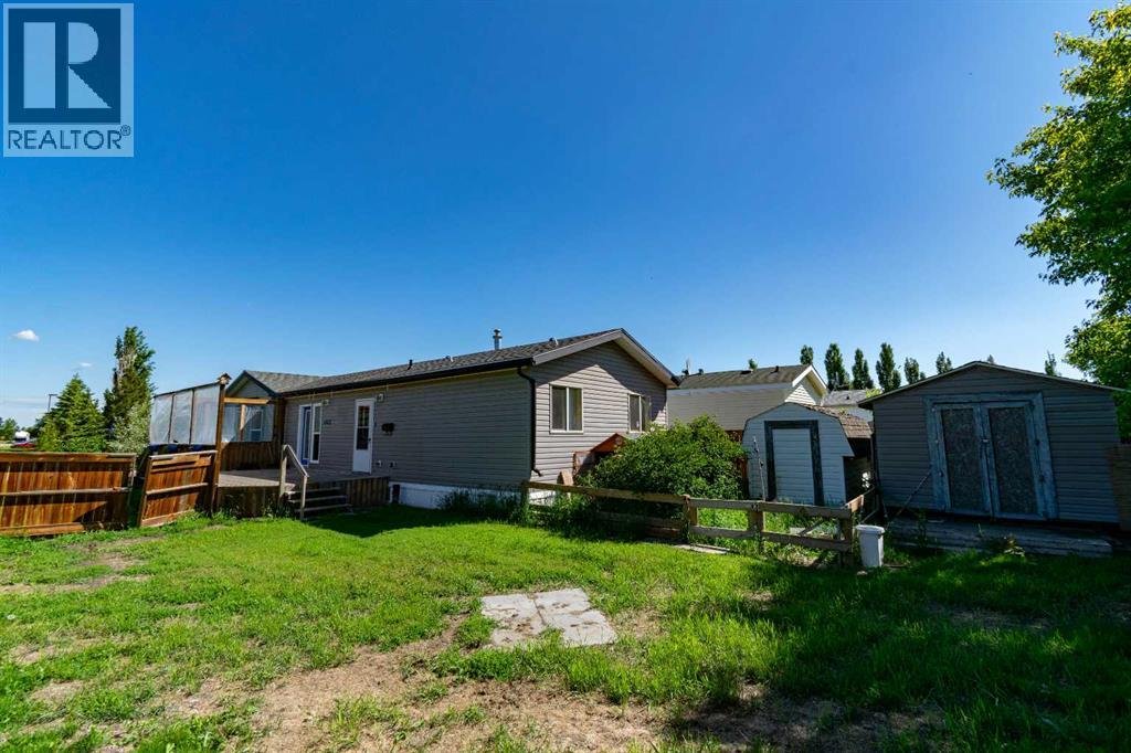 6013 54 Ave Close - 41