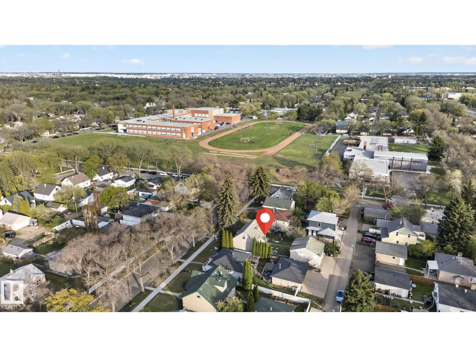 11614 70 ST NW - 6