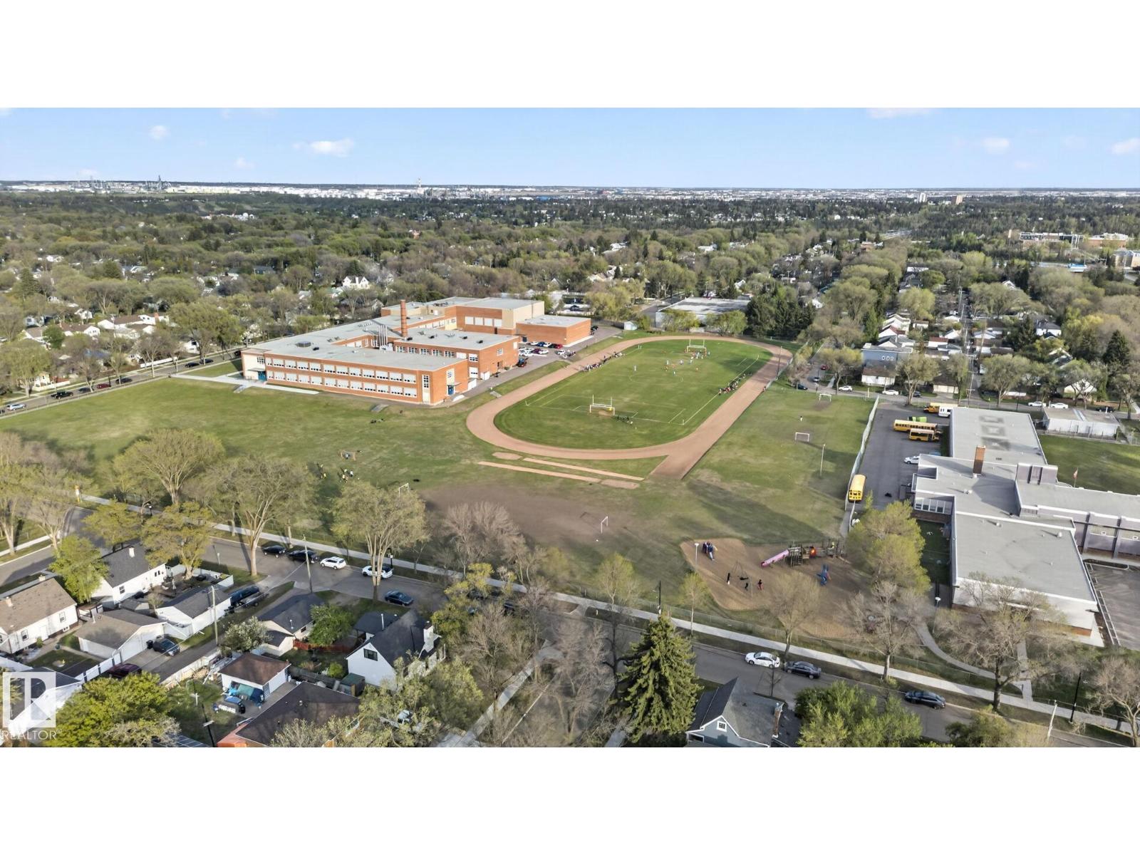11614 70 ST NW - 11