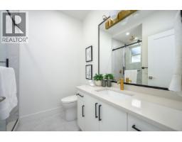 1 6176 Elgin Avenue, Burnaby, BC V5H3S4 Photo 25