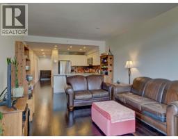 307 5725 Teredo Street, Sechelt, BC V7Z0J2 Photo 6