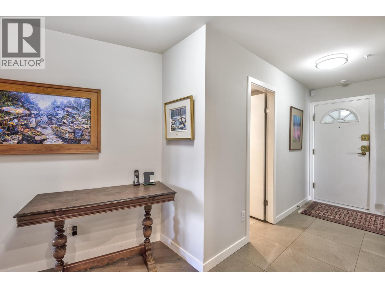 310 1236 W 8TH AVENUE, Vancouver