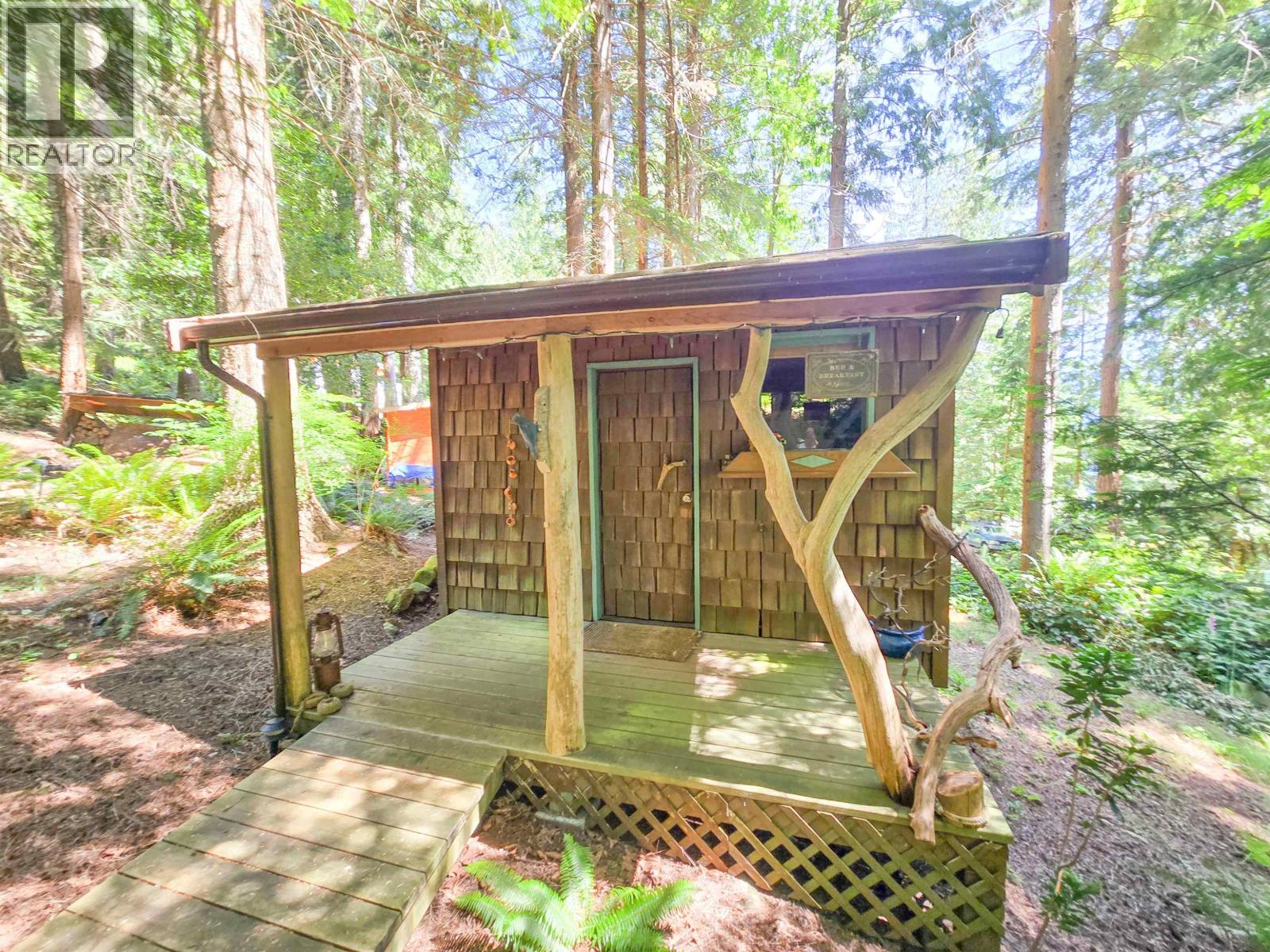 477 GAVIN ROAD, Keats Island