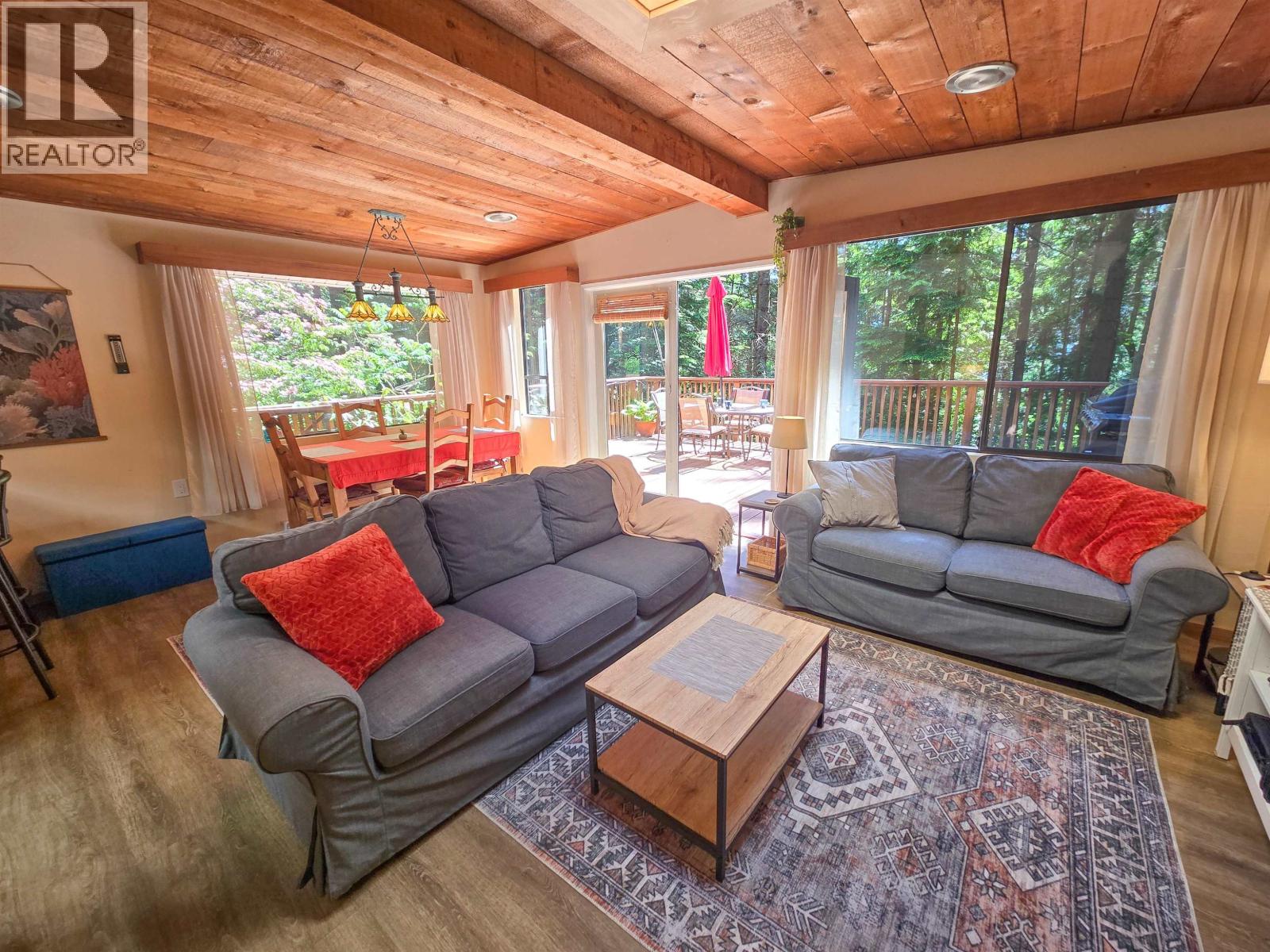 477 GAVIN ROAD, Keats Island