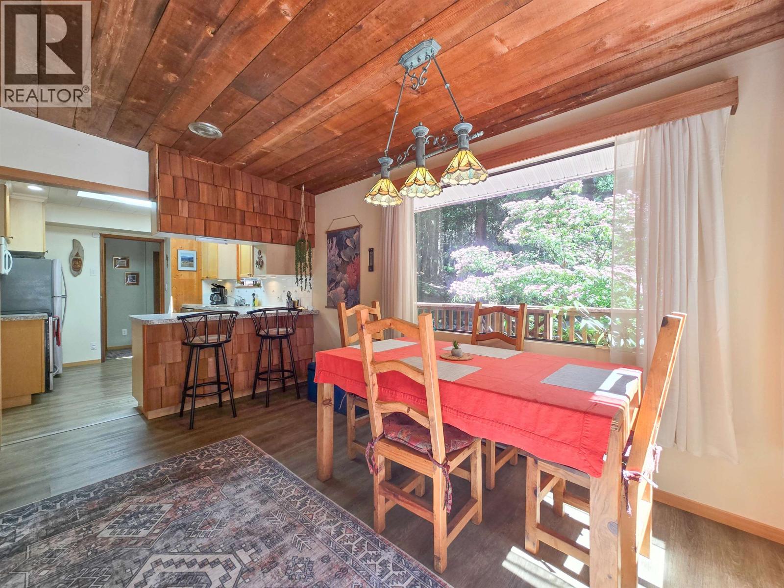 477 GAVIN ROAD, Keats Island