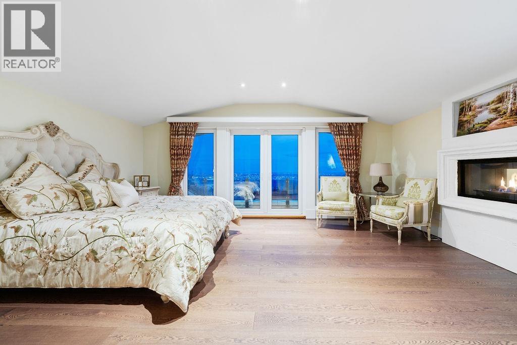 1479 CHIPPENDALE ROAD, West Vancouver