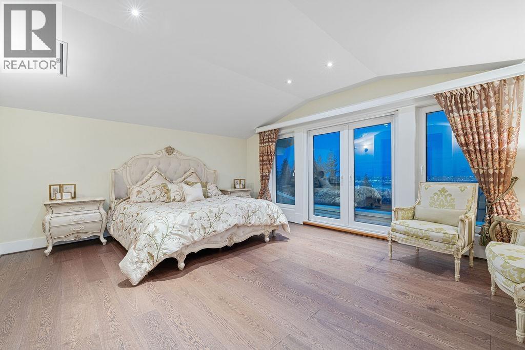 1479 CHIPPENDALE ROAD, West Vancouver