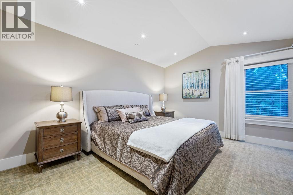 1479 CHIPPENDALE ROAD, West Vancouver