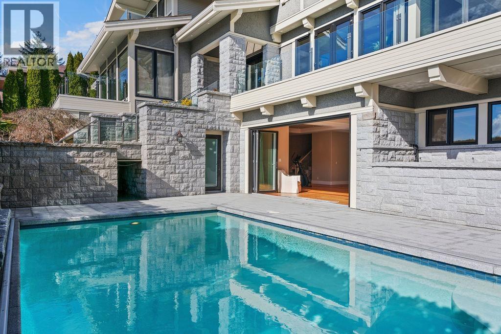 1479 CHIPPENDALE ROAD, West Vancouver