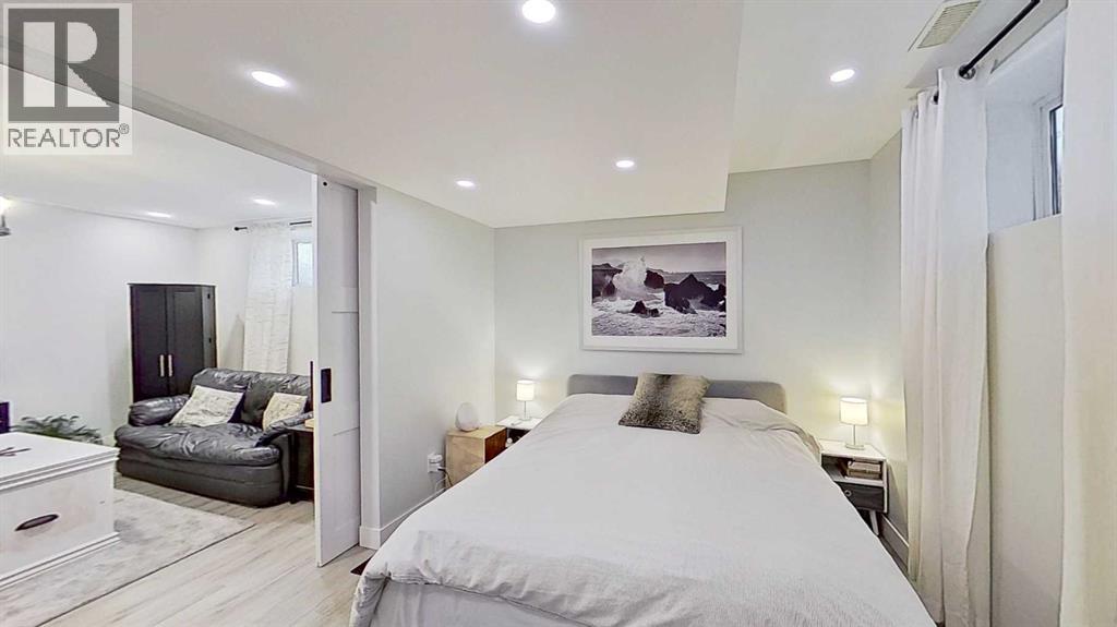 17 Sunset Heights - 31