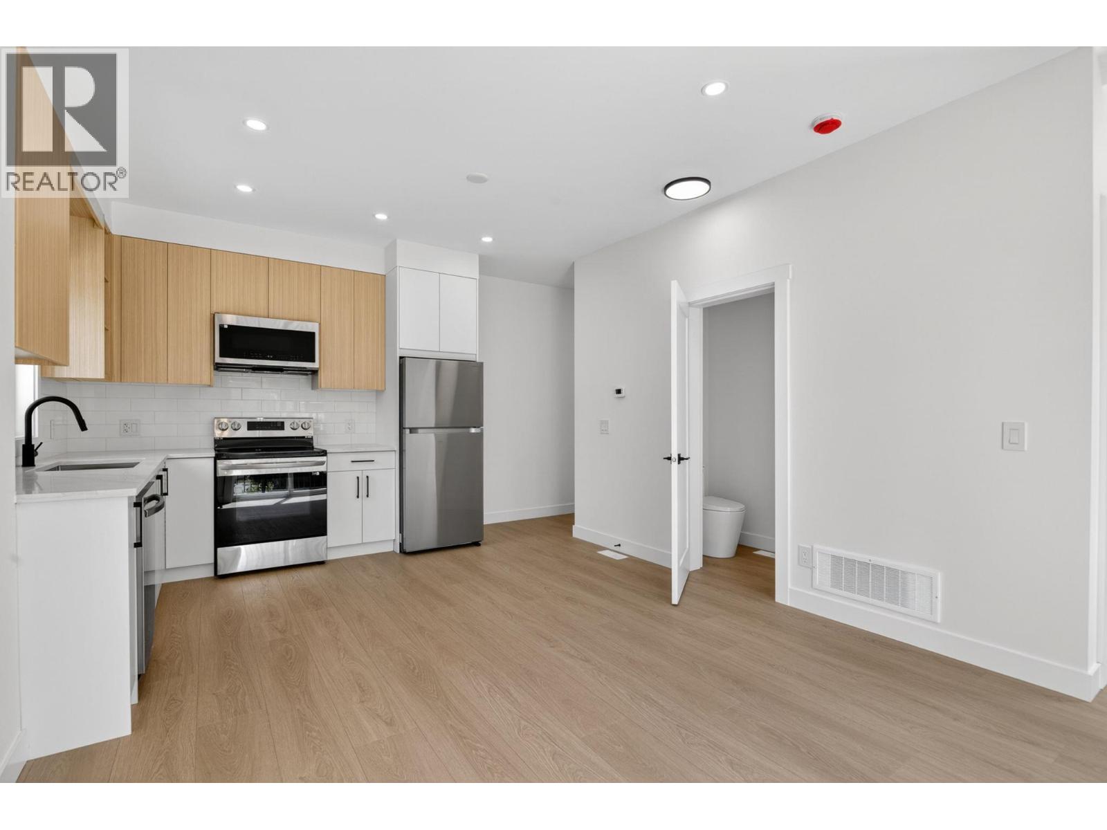 3109 15th Avenue - 22