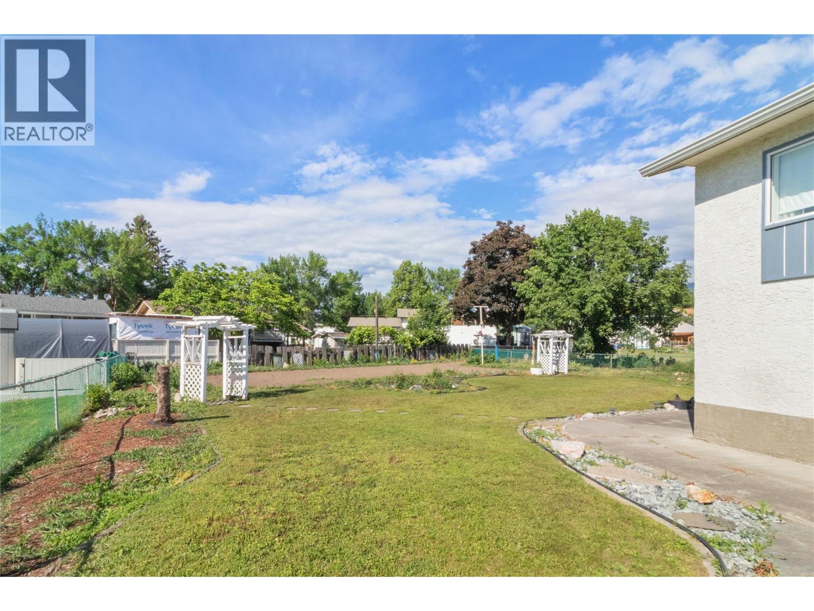 750 Falkirk Road, Kelowna
