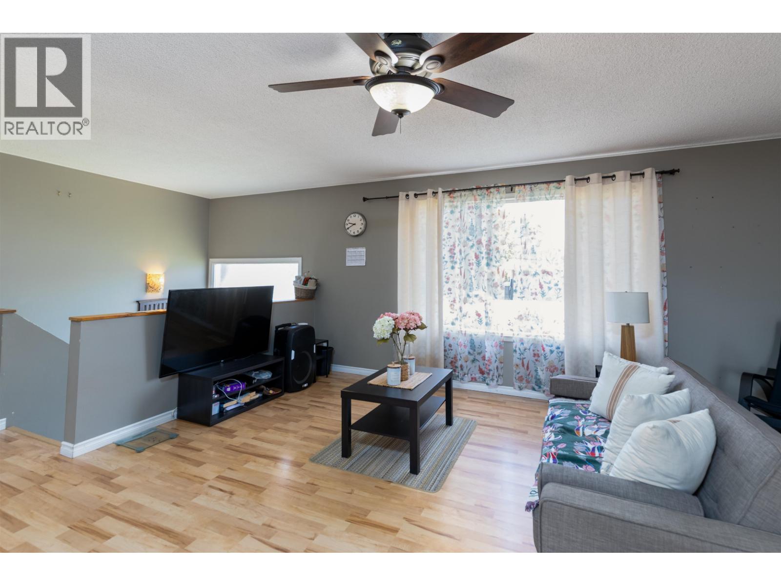 4920 LAZELLE AVENUE - 6