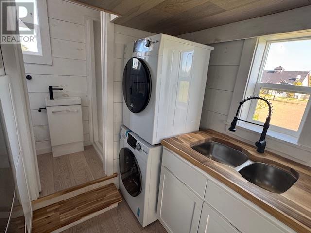 602 WATER Street, TINY HOME - 11