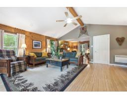 Bedroom - 28 Ch. Mitchell, Otter Lake, QC J0X2P0 Photo 10
