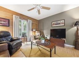28 Ch. Mitchell, Otter Lake, QC J0X2P0 Photo 13