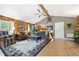28 Ch. Mitchell, Otter Lake, QC J0X2P0 Photo 16