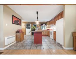 28 Ch. Mitchell, Otter Lake, QC J0X2P0 Photo 25