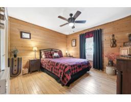 28 Ch. Mitchell, Otter Lake, QC J0X2P0 Photo 32