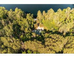 28 Ch. Mitchell, Otter Lake, QC J0X2P0 Photo 91