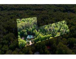 28 Ch. Mitchell, Otter Lake, QC J0X2P0 Photo 96