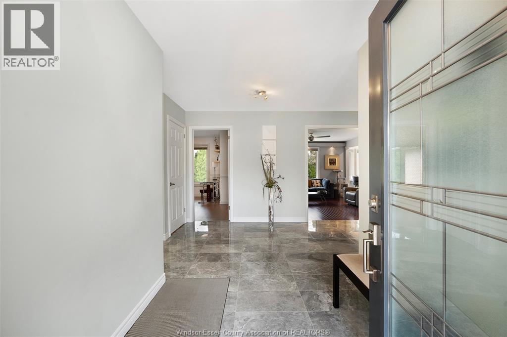 2098 EDGEMORE AVENUE - 5
