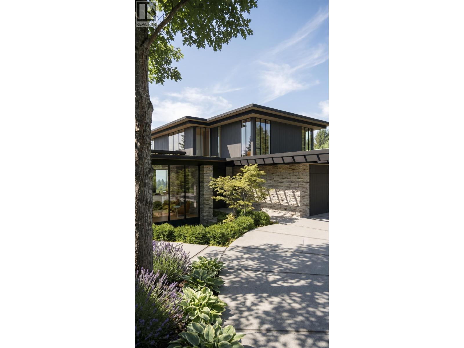 3180 TRAVERS AVENUE, West Vancouver
