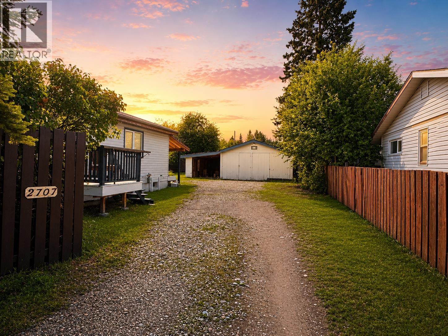 2707 MERRITT ROAD - 2